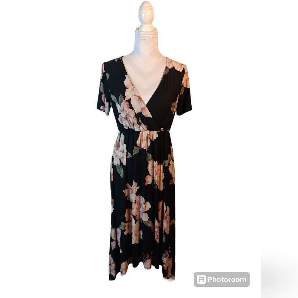 Lux & Co. Floral High Low Maxi Dress